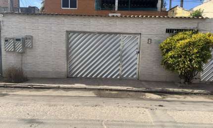 Casa a venda com 2 quartos e 1 suíte em Sargento Roncalli, Belford Roxo