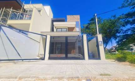 Casa com 4 Quartos à venda, 252 m² por R$ 2.500.000 - Camboinhas - Niterói/RJ