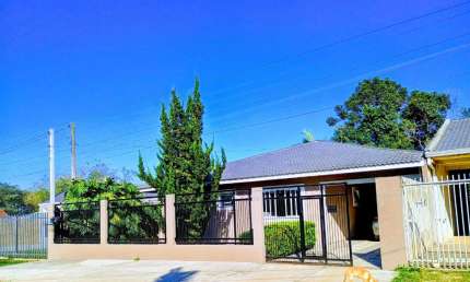 Seu Lar Tranquilo: Casa Térrea com 4 Quartos, Suíte e Quintal Amplo – Perfeita para sua Família.