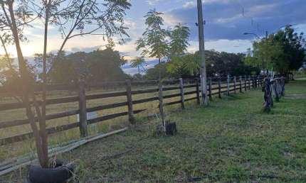 Rancho em Barreiras BA; com 30 hectares infraestrutura completa.