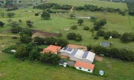 Vendo fazenda há 90 kms de Barreiras ,BA. 1 mil ha. ver descrição