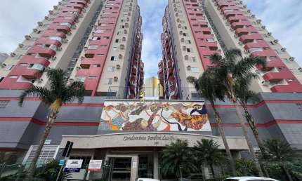 Apartamento à venda, no Bairro Campinas, São José-SC, com 4 quartos, sendo 1 suíte, com 1 vaga