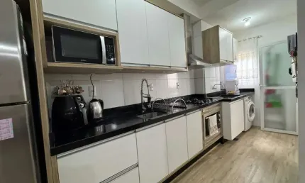 Apartamento à venda, no Bairro Forquilhinha, São José-SC, com 2 quartos, sendo , com 1 vaga