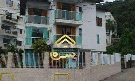 Apartamento à venda, no Bairro Ponta de Baixo, São José-SC, com 6 quartos, sendo 2 suítes, com 2 vagas