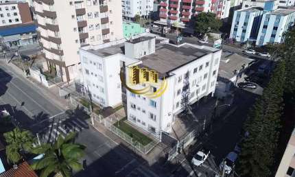 Apartamento para aluguel, no Bairro Kobrasol, São José-SC, com 3 quartos, sendo 1 suíte, com 1 vaga