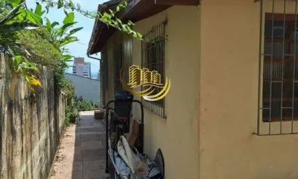 Terreno à venda, no Bairro Centro, Florianópolis-SC, com 2 quartos, sendo , com
