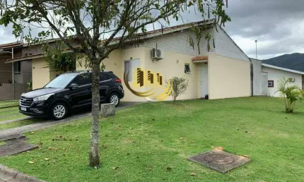 Casa em condomínio à venda, no bairro bela vista, palhoça-sc, com 3 quartos, sendo 1 suíte, com 2 vagas