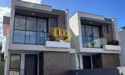 Sobrado à venda, no bairro areias, são josé-sc, com 3 quartos, sendo 1 suíte, com 2 vagas