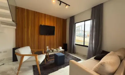 Casa à venda no bairro Centro (Canguera) - São Roque/SP