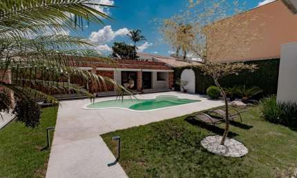 Casa em condomínio fechado com 5 quartos à venda no Colinas do Paraíso, Botucatu 