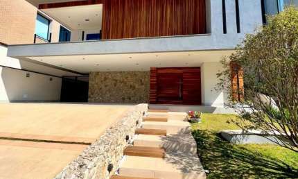 Casa Alto Padrão à Venda no Condomínio Arujá Hills III