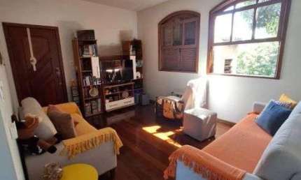 Apartamento 3 quartos com suíte, 124m² e sol da manhã na Praia da Costa!