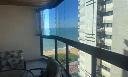 Apartamento espetacular com 300m², prédio frente mar na Praia da Costa!