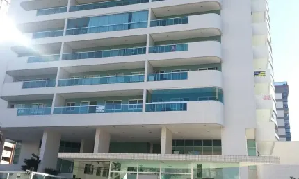 Apartamento 2 quartos com suíte, 80m² – 1 quadra do mar em itapuã, vila velha/es
