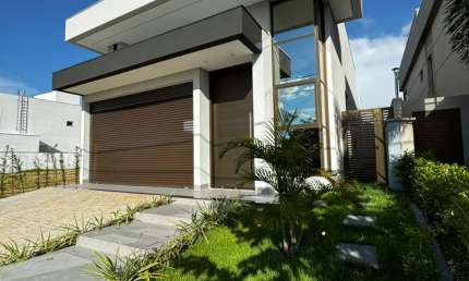 CASA TÉRREA COM 3 SUÍTES À VENDA, 300m2 - BELVEDERE II