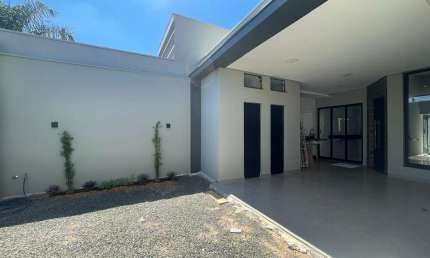 Casa para Venda em Americana, Parque Nova Carioba, 2 dormitórios, 1 suíte, 2 banheiros, 3 vagas