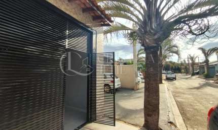 Casa para Venda em Engenheiro Coelho, Jardim Botânico I e II, 3 dormitórios, 1 suíte, 3 banheiros, 2 vagas
