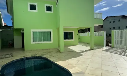 Casa em condomínio fechado à venda no Peró, Cabo Frio 