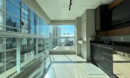 Apartamento com 4 quartos à venda na Rua 260, 187, Meia Praia, Itapema