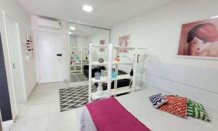 Apartamento para aluguel possui 38 metros quadrados com 1 quarto em Indianópolis - São Paulo - SP