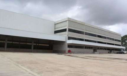 Imóvel para aluguel e venda tem 9088 metros quadrados em Jardim da Glória - Cotia - SP