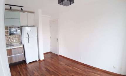 Apartamento para aluguel possui 37 metros quadrados com 1 quarto em Campo Belo - São Paulo - SP