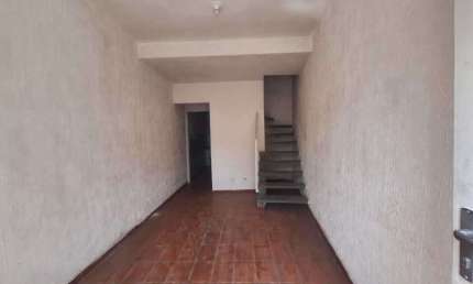 Sobrado com 2 dormitórios à venda, 62 m² por R$ 320.000 - Água Rasa -