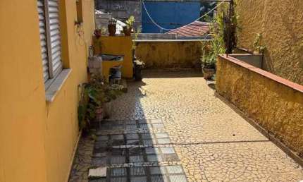 Sobrado com 3 quartos e 2 vagas com quintal na Mooca Cod: 8587