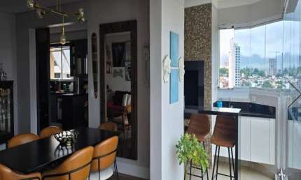 Apartamento com 3 quartos para alugar na Rua Onze de Junho, 260, Centro, Jundiaí, 180 m2 por R$ 1.800.000