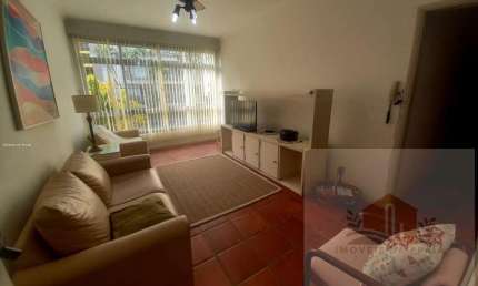 Apartamento com 3 dormitórios 1 vaga lado praia na Enseada
