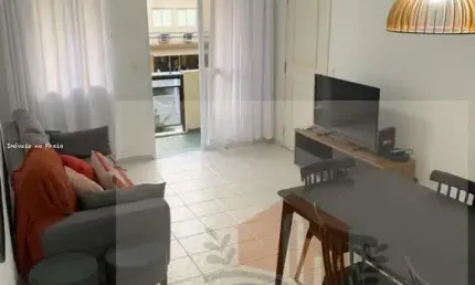 Apartamento com 2 dormitórios lado praia 2 vagas lazer na Enseada