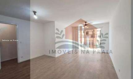 Apartamento reformado com 3 dormitórios 1 vaga lado praia na Enseada