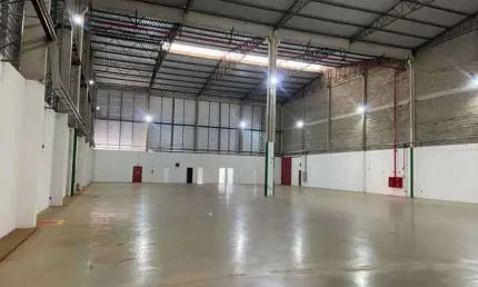 Barracão / Galpão / Depósito com 5 salas para alugar na Avenida Paraná, Setor 1, Ibiporã, 1470 m2 por R$ 31.000