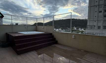 Apartamento com 3 quartos para alugar no Centro, Balneário Camboriú 