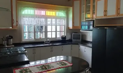 Casa comercial com 4 salas para alugar no Centro, Balneário Camboriú 