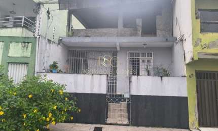 Casa com 3 quartos à venda na Rua Rui Penalva, Conceição, Itabuna