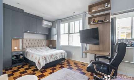 Apartamento com 1 quarto à venda na Rua Celeste Gobbato, 226, Praia de Belas, Porto Alegre por R$ 212.000