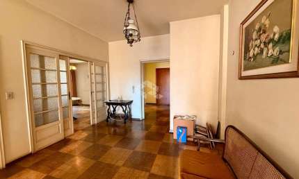 Apartamento com 3 quartos à venda na Rua Duque de Caxias, 1220, Centro Histórico, Porto Alegre por R$ 530.000