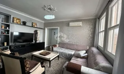 Apartamento com 3 quartos à venda na Rua Augusto Pestana, 160, Santana, Porto Alegre por R$ 490.000