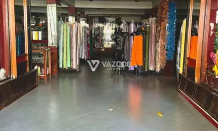 Prédio comercial na Avenida Nazaré em frente à Basílica