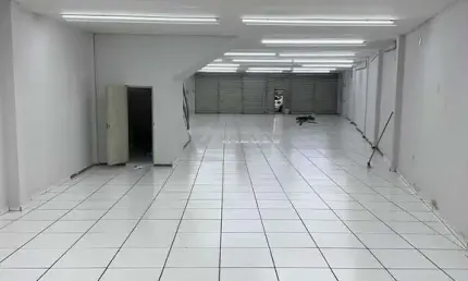 Prédio comercial inteiro na Travessa Padre Eutíquio - Batista Campos