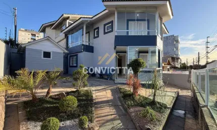 CASA DE ESQUINA COM 3 SUÍTES PARA VENDA OU LOCAÇÃO NO BAIRRO SANTA LÚCIA