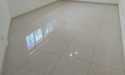 ALUGUEL DE SOBRADO COMERCIAL OU RESIDENCIAL DE 157m2 NO BAIRRO DA APARECIDA EM SANTOS-SP