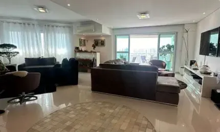 Lindo apartamento alto padrão andar alto, na ponta da praia,