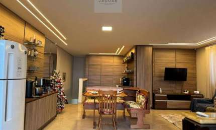 Casa Sobreposta Alta, com 4 suítes área gourmet e piscina no Bairro do Embaré