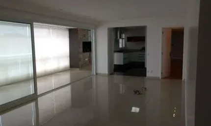 Imóvel para aluguel tem 196 metros quadrados com 3 quartos