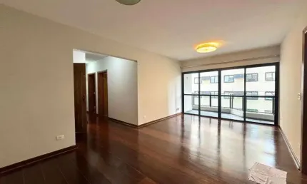 Imóvel para aluguel com 130 metros quadrados com 3 quartos