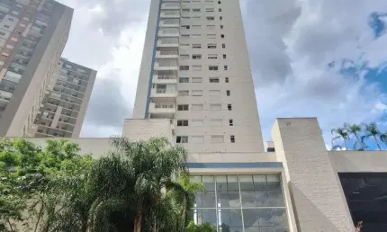 Apartamento SEMIMOBILIADO para locação possui 69 metros quadrados com 2 suites - Alphaville SP