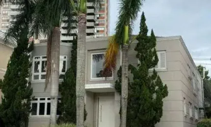 Casa para locação no residencial 02 em Alphaville - SP