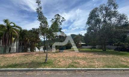 Lote maravilhoso para construir sua linda casa, no Condomínio Tamboré 1- Alphaville